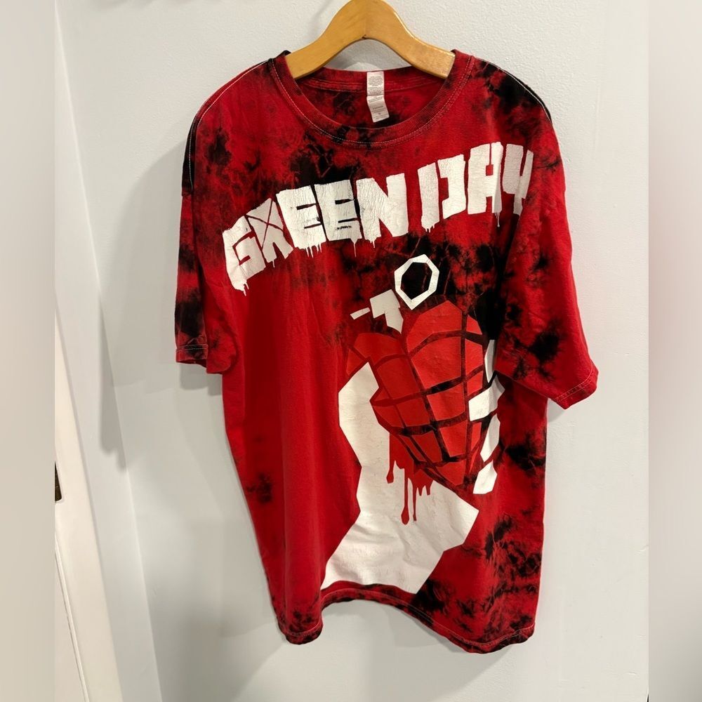 Green Day Red and Black Graphic Tee